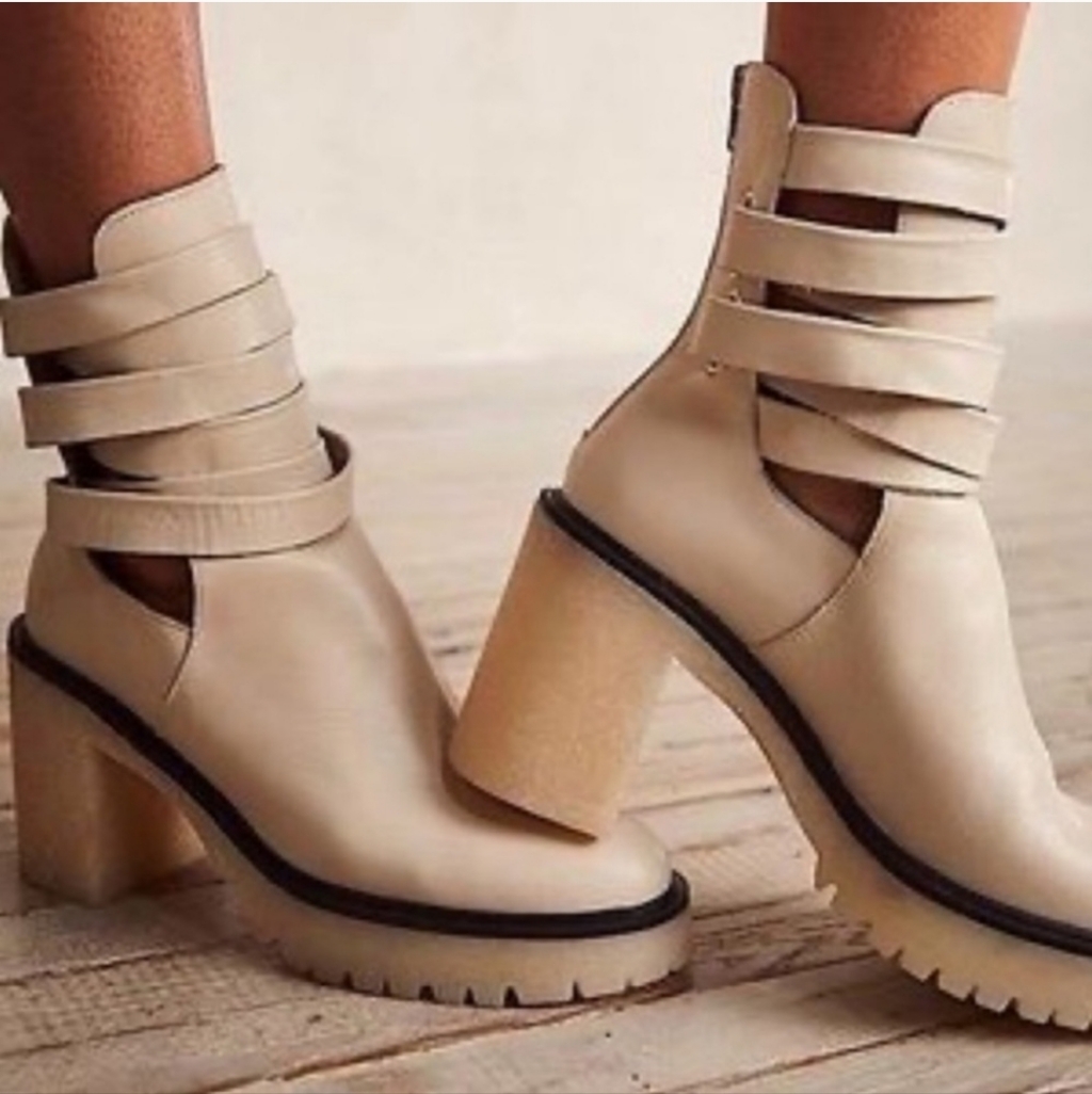 Free People Womens Jesse Cutout Boots Booties Beige Leather Chunky 39.5 / 9.5 Us